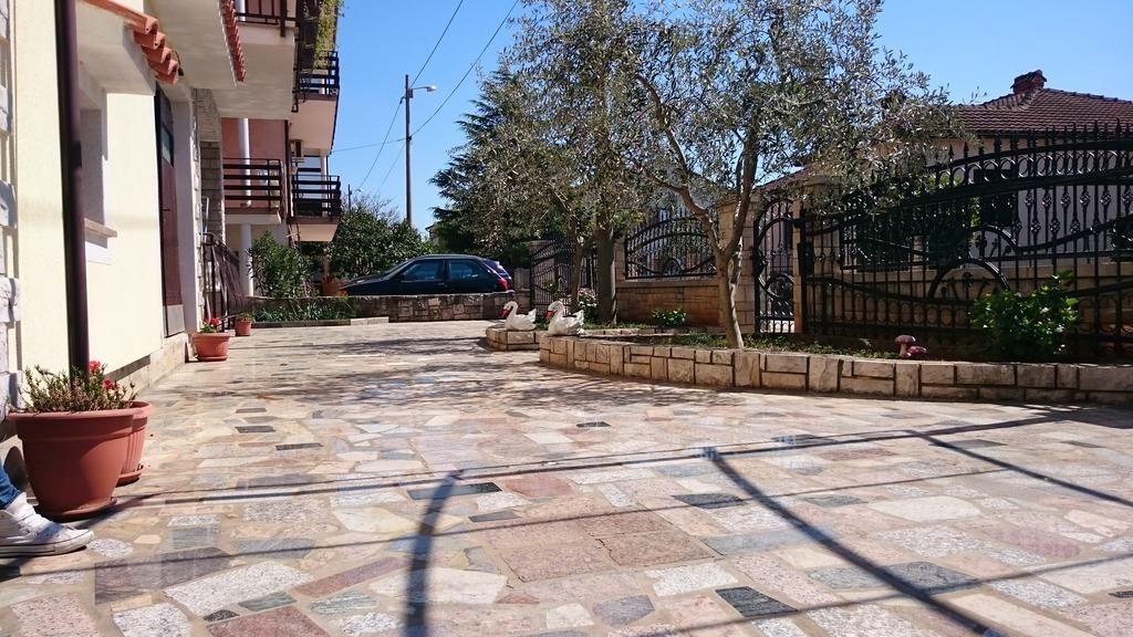 Apartments Ruza Umag Exterior foto