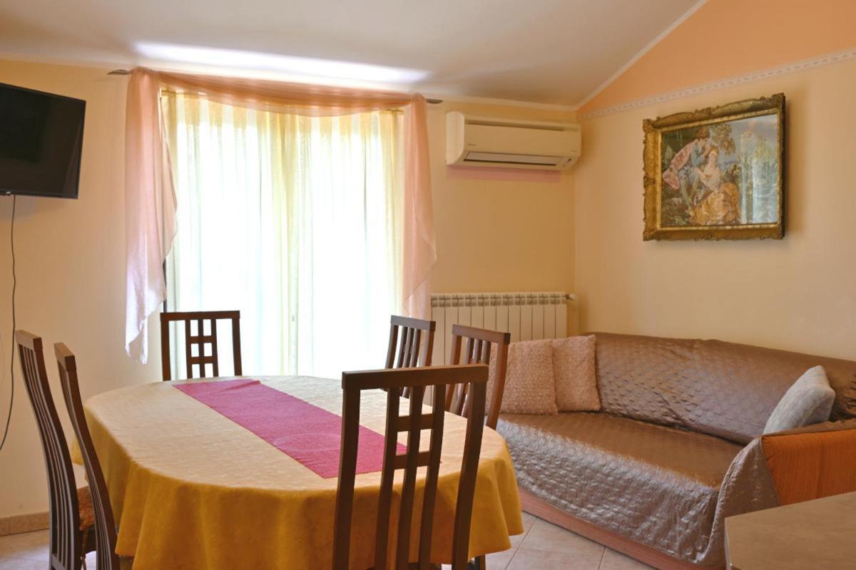 Apartments Ruza Umag Exterior foto